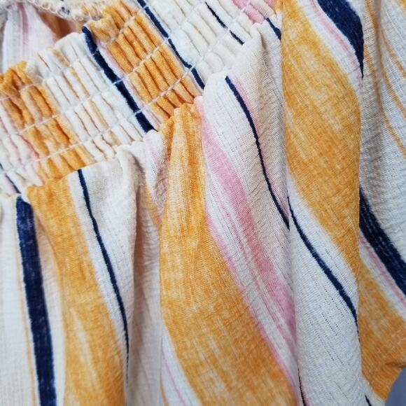 Lauren Conrad off the shoulder top NWT Size Small - Picture 6 of 10